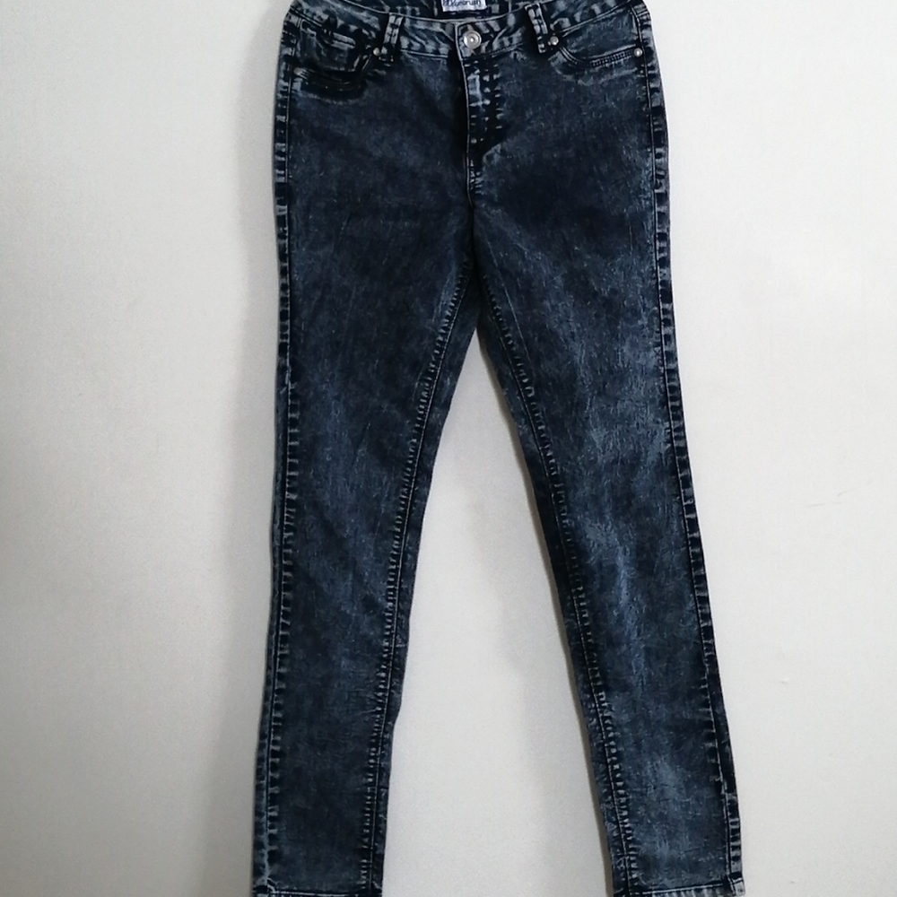 Acid wash jeggings